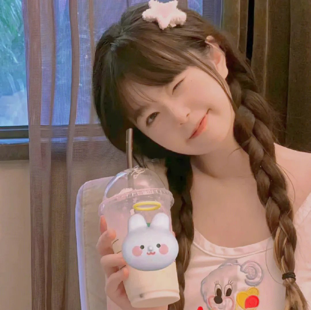 蕾哈娜内衣秀